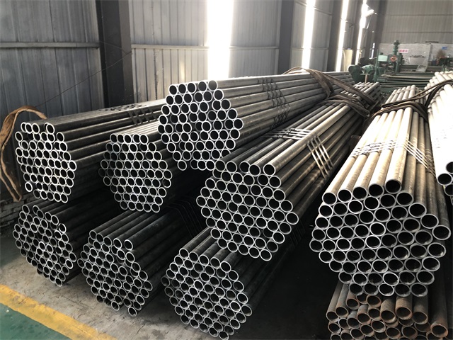 保山小口径厚壁无缝钢管