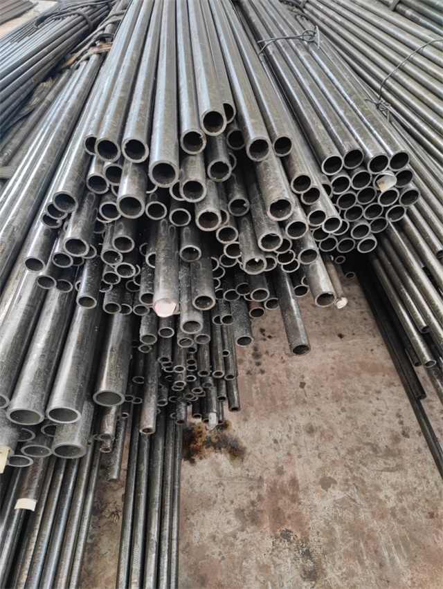 保山精密光亮无缝钢管厂